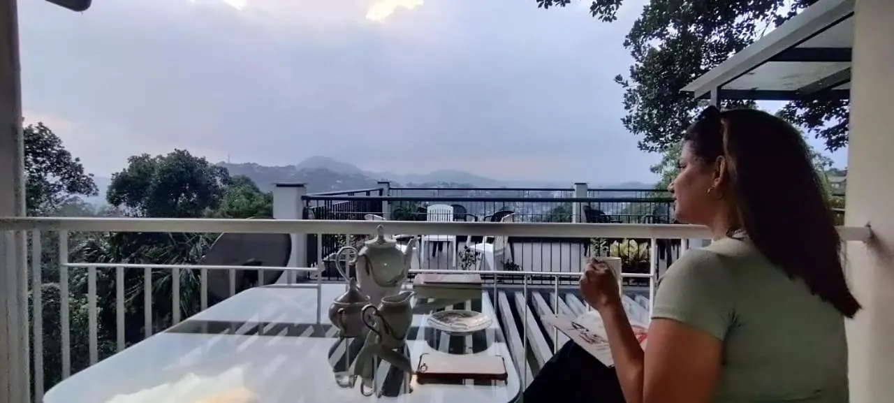 La Villa Lune Kandy Sri Lanka